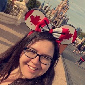 Meet your Posher, Christine